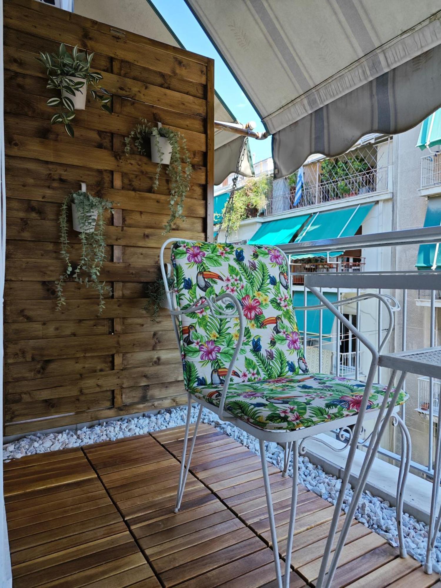 Caravin Wanderhome Acropolis, 1 Min From Acropolis Museum Ateny Zewnętrze zdjęcie